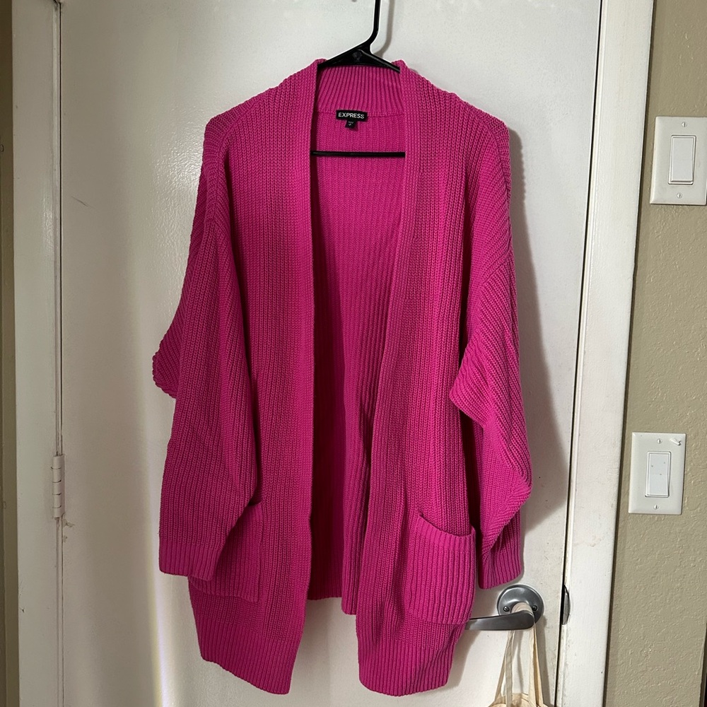 Long knit fuchsia cardigan, express size small